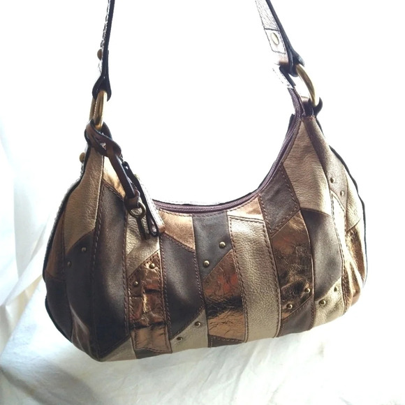 Adorable fossil quilted leather studded shoulder bag EUC ❤️ - Picture 12 of 13